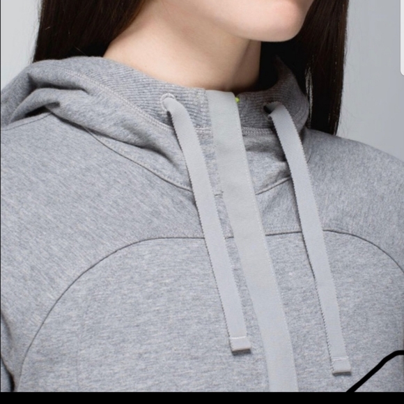 Lululemon running scuba - Picture 3 of 9